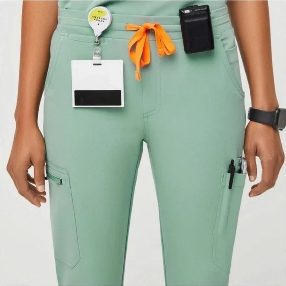 FIGS Limited Edition Jade Scrub Casma Top M/Yola Skinny Pant S - Picture 10 of 16